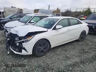 ✅ 2022 Hyundai Elantra SEL • VIN: KMHLM4AG1NU324428 • Lot: 90214135. Listed on Copart with 140,943 mi. Free auction sales archive from the USA and detailed vehicle history report at DreamBid. Image 1.
