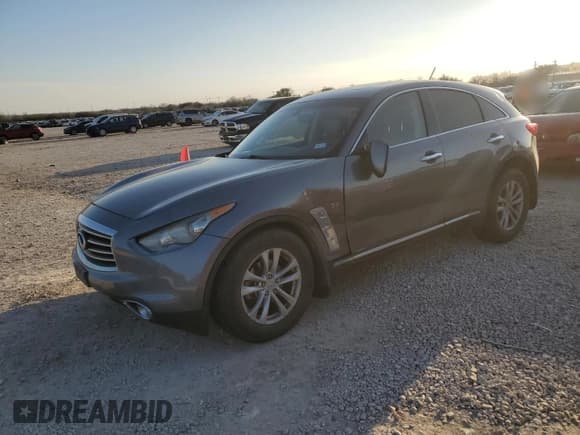 ✅ 2016 Infiniti QX70 • VIN: JN8CS1MU1GM672005 • Lot: 45741775. Wystawiony na Copart z przebiegiem 153 136 mil. Bezpłatny archiwum sprzedaży aukcyjnych z USA i szczegółowy raport historii pojazdu na DreamBid. Zdjęcie 1.