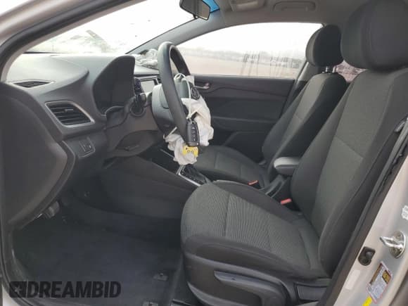 ✅ 2019 Hyundai Accent SE • VIN: 3KPC24A32KE060539 • Лот: 41415215. Опубликован ранее на Copart с пробегом 122 223 миль. Бесплатный доступ к архиву аукционных продаж из США и подробный отчёт об истории автомобиля на DreamBid. Изображение 7.