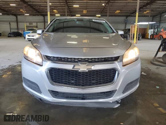 ✅ 2014 Chevrolet Malibu LT • VIN: 1G11C5SL6EF302261 • Lot: 69040025. Listed on Copart with 151,816 mi. Free auction sales archive from the USA and detailed vehicle history report at DreamBid. Image 5.
