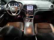 ✅ 2020 Jeep Grand Cherokee Laredo • VIN: 1C4RJFAGXLC420841 • Lot: 91309745. Wystawiony na Copart z przebiegiem 68 785 mil. Bezpłatny archiwum sprzedaży aukcyjnych z USA i szczegółowy raport historii pojazdu na DreamBid. Zdjęcie 8.