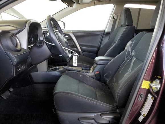 ✅ 2018 Toyota RAV4 XLE • VIN: 2T3WFREVXJW499386 • Lot: 60282875. Listed on Copart with 90,110 mi. Free auction sales archive from the USA and detailed vehicle history report at DreamBid. Image 7.