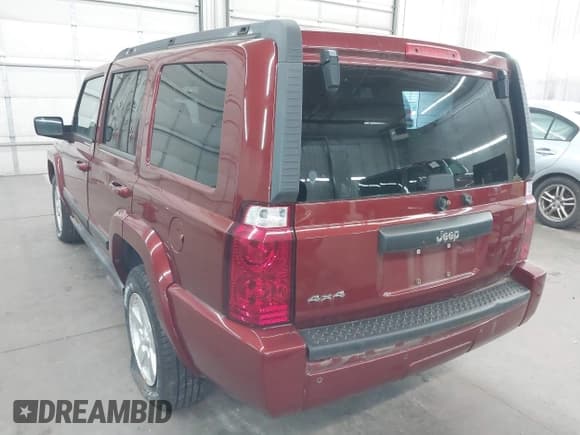 ✅ 2007 Jeep Commander Sport • VIN: 1J8HG48K97C518217 • Лот: 42124862. Опубликован ранее на IAAI с пробегом 198 371 миль. Бесплатный доступ к архиву аукционных продаж из США и подробный отчёт об истории автомобиля на DreamBid. Изображение 3.