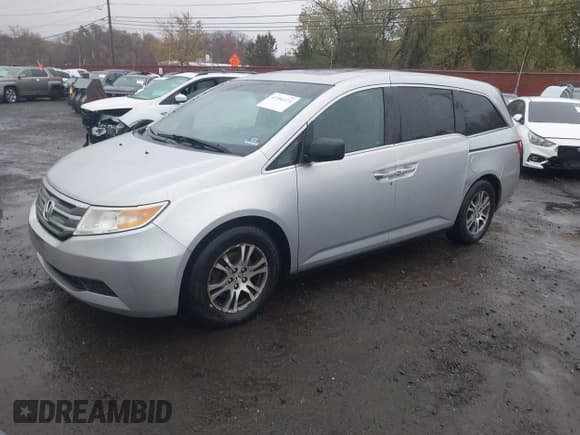 ✅ 2011 Honda Odyssey EX-L • VIN: 5FNRL5H65BB026134 • Lot: 43580374. Listed on IAAI with 149,429 mi. Free auction sales archive from the USA and detailed vehicle history report at DreamBid. Image 2.