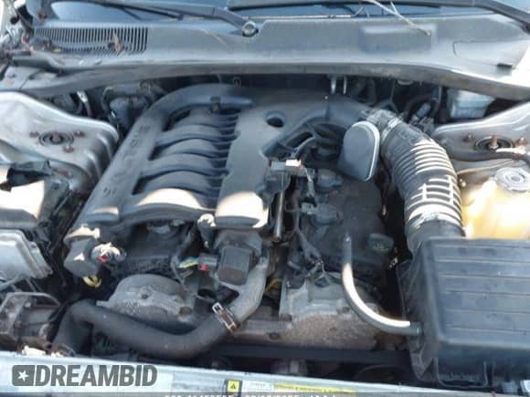 2007 Dodge Charger с VIN 2B3KA43G77H704774, выставлен на аукционе IAAI как лот 41459595 с пробегом Не указан миль и . История ставок и продаж доступна на DreamBid. Изображение 10.