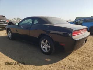 ✅ 2010 Dodge Challenger SE • VIN: 2B3CJ4DV2AH184105 • Lot: 71411684. Wystawiony na Copart z przebiegiem 139 270 mil. Bezpłatny archiwum sprzedaży aukcyjnych z USA i szczegółowy raport historii pojazdu na DreamBid. Zdjęcie 2.
