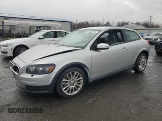 ✅ 2009 Volvo C30 • VIN: YV1MK672292150709 • Lot: 82613224. Listed on Copart with 119,238 mi. Free auction sales archive from the USA and detailed vehicle history report at DreamBid. Image 1.