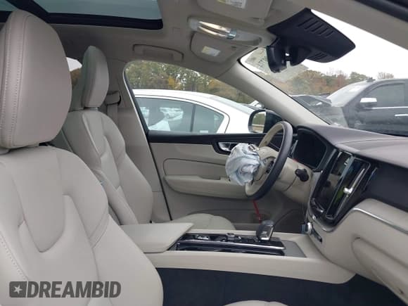 ✅ 2023 Volvo XC60 Plus Dark Theme • VIN: YV4L12RWXP1331991 • Lot: 40699774. Listed on IAAI with 12,793 mi. Free auction sales archive from the USA and detailed vehicle history report at DreamBid. Image 5.