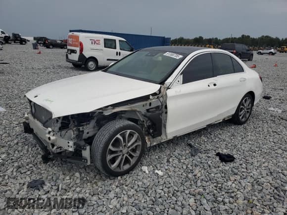 ✅ 2017 Mercedes-Benz C 300 • VIN: 55SWF4JB2HU205198 • Lot: 91368705. Wystawiony na Copart z przebiegiem 105 223 mil. Bezpłatny archiwum sprzedaży aukcyjnych z USA i szczegółowy raport historii pojazdu na DreamBid. Zdjęcie 1.