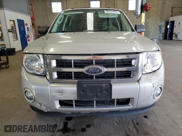 ✅ 2009 Ford Escape XLT • VIN: 1FMCU93G29KC46060 • Lot: 90701005. Listed on Copart with 205,403 mi. Free auction sales archive from the USA and detailed vehicle history report at DreamBid. Image 5.