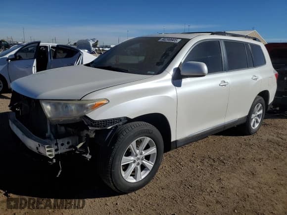 ✅ 2012 Toyota Highlander SE • VIN: 5TDBK3EH5CS119621 • Lot: 90299905. Listed on Copart with 205,340 mi. Free auction sales archive from the USA and detailed vehicle history report at DreamBid. Image 1.