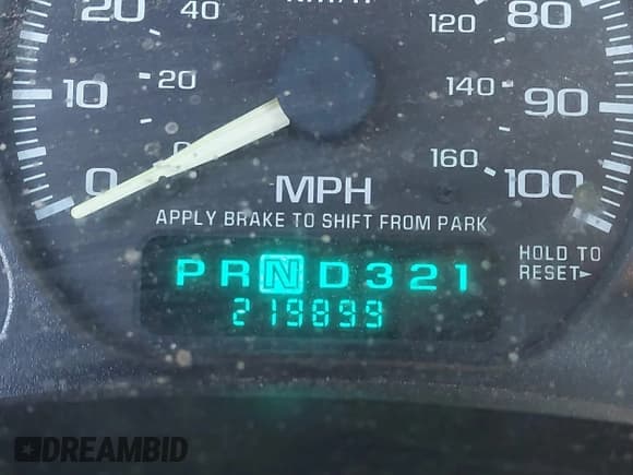 ✅ 1999 Chevrolet Silverado 1500 • VIN: 1GCEC14W8XE180939 • Lot: 43498397. Wystawiony na IAAI z przebiegiem 219 899 mil. Bezpłatny archiwum sprzedaży aukcyjnych z USA i szczegółowy raport historii pojazdu na DreamBid. Zdjęcie 16.