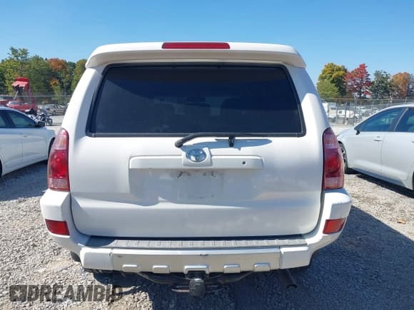 ✅ 2004 Toyota 4Runner Limited • VIN: JTEBT17R640038635 • Lot: 43234153. Listed on IAAI with 203,266 mi. Free auction sales archive from the USA and detailed vehicle history report at DreamBid. Image 17.