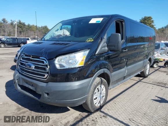 ✅ 2017 Ford Transit XL • VIN: 1FBZX2ZM1HKB13397 • Lot: 41647229. Wystawiony na IAAI z przebiegiem 74 549 mil. Bezpłatny archiwum sprzedaży aukcyjnych z USA i szczegółowy raport historii pojazdu na DreamBid. Zdjęcie 18.