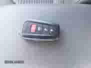 2022 Toyota Camry SE z VIN 4T1T11AK0NU044270, wystawiony jako IAAI lot #42805286 z przebiegiem 49 468 mil mil oraz . Historia ofert i sprzedaży dostępna na DreamBid. Obrazek 11.