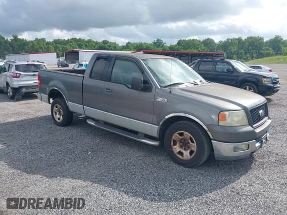 ✅ 2004 Ford F-150 STX • VIN: 1FTRX14W04NA16263 • Лот: 42645469. Опубликован ранее на IAAI с пробегом 63 122 миль. Бесплатный доступ к архиву аукционных продаж из США и подробный отчёт об истории автомобиля на DreamBid. Изображение 1.