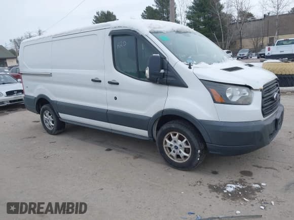✅ 2015 Ford Transit • VIN: 1FTYR1YG2FKA59905 • Лот: 43906730. Опубликован ранее на IAAI с пробегом 204 533 миль. Бесплатный доступ к архиву аукционных продаж из США и подробный отчёт об истории автомобиля на DreamBid. Изображение 1.
