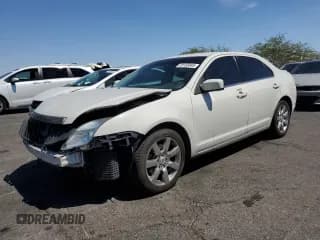 ✅ 2010 Mercury Milan Premier • VIN: 3MEHM0JA8AR654341 • Lot: 70133345. Listed on Copart with 137,019 mi. Free auction sales archive from the USA and detailed vehicle history report at DreamBid. Image 1.