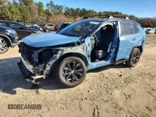 ✅ 2022 Toyota RAV4 Hybrid XSE • VIN: 4T3E6RFV7NU097082 • Lot: 92422115. Wystawiony na Copart z przebiegiem 46 822 mil. Bezpłatny archiwum sprzedaży aukcyjnych z USA i szczegółowy raport historii pojazdu na DreamBid. Zdjęcie 1.