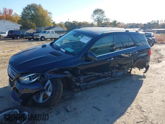 ✅ 2018 Mercedes-Benz GLE 350 • VIN: 4JGDA5HB7JB024069 • Лот: 43608204. Опубликован ранее на IAAI с пробегом 88 328 миль. Бесплатный доступ к архиву аукционных продаж из США и подробный отчёт об истории автомобиля на DreamBid. Изображение 2.