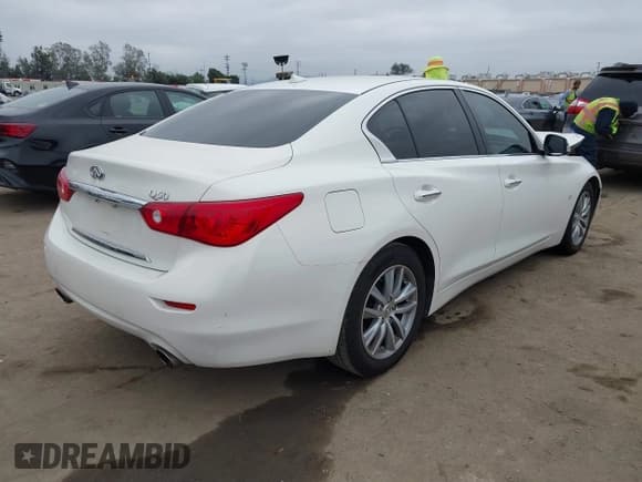 ✅ 2015 Infiniti Q50 Premium • VIN: JN1BV7AP2FM344044 • Lot: 42217012. Listed on IAAI with 155,714 mi. Free auction sales archive from the USA and detailed vehicle history report at DreamBid. Image 4.