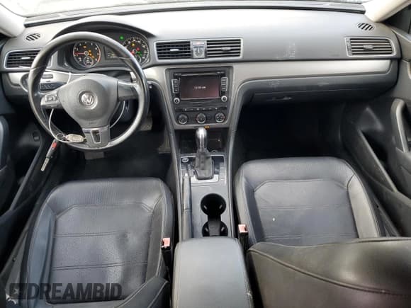 ✅ 2015 Volkswagen Passat S • VIN: 1VWAT7A33FC099849 • Lot: 82471815. Listed on Copart with 137,584 mi. Free auction sales archive from the USA and detailed vehicle history report at DreamBid. Image 8.