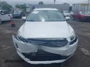 ✅ 2015 Volvo XC60 T5 • VIN: YV4612RK3F2734343 • Lot: 42515382. Wystawiony na IAAI z przebiegiem 87 141 mil. Bezpłatny archiwum sprzedaży aukcyjnych z USA i szczegółowy raport historii pojazdu na DreamBid. Zdjęcie 12.