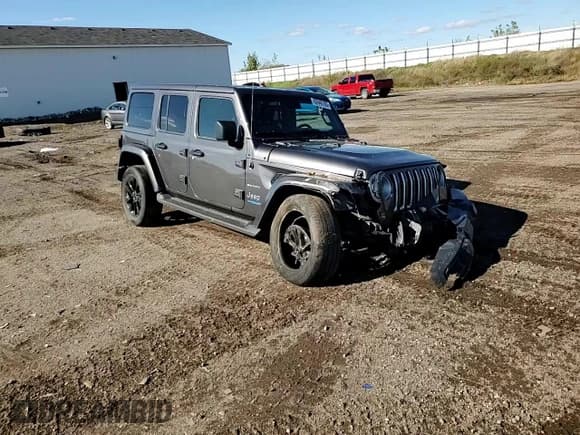 ✅ 2021 Jeep Wrangler Unlimited Sahara • VIN: 1C4JJXP62MW676649 • Лот: 82445105. Опубликован ранее на Copart с пробегом Не указан. Бесплатный доступ к архиву аукционных продаж из США и подробный отчёт об истории автомобиля на DreamBid. Изображение 15.
