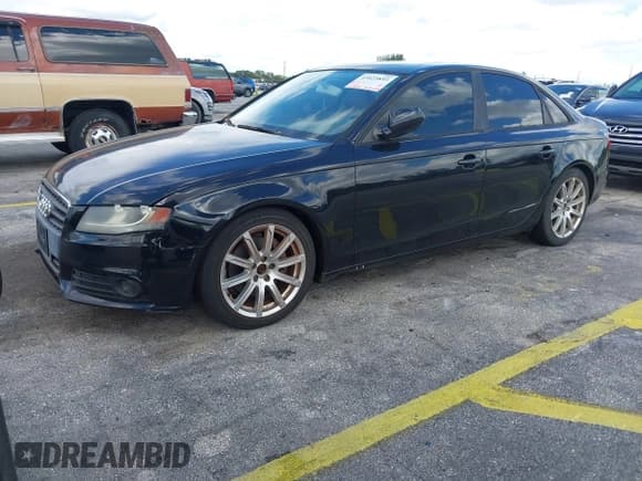 ✅ 2011 Audi A4 Premium • VIN: WAUAFAFL0BN011531 • Lot: 43423893. Listed on IAAI with 162,836 mi. Free auction sales archive from the USA and detailed vehicle history report at DreamBid. Image 2.