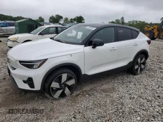 ✅ 2022 Volvo C40 Ultimate • VIN: YV4ED3GB2N2009536 • Лот: 61553835. Опубликован ранее на Copart с пробегом 19 868 миль. Бесплатный доступ к архиву аукционных продаж из США и подробный отчёт об истории автомобиля на DreamBid. Изображение 1.