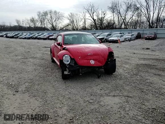 ✅ 2013 Volkswagen Beetle 2.5L • VIN: 3VWHX7AT6DM681314 • Lot: 44416975. Listed on Copart with Not provided. Free auction sales archive from the USA and detailed vehicle history report at DreamBid. Image 13.