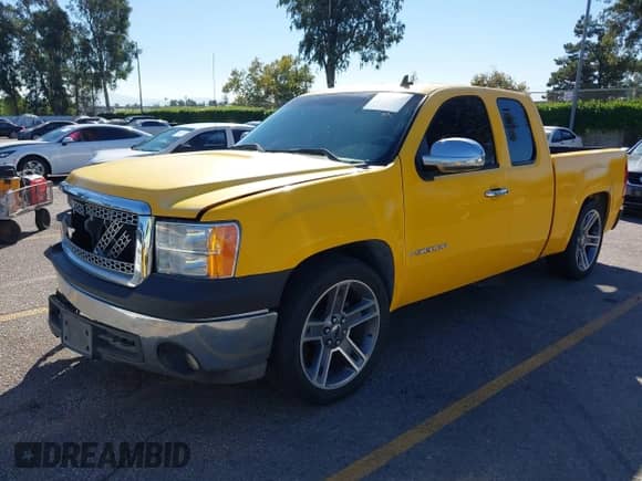 2008 GMC Sierra 1500 SLE1 with VIN 1GTEK19C68Z219801, listed as a IAAI auction lot 43472446 with 200,189 mi miles and . Bid and sale history available at DreamBid. Image 17.