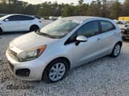 ✅ 2015 Kia Rio SX • VIN: KNADN5A33F6428768 • Lot: 43371585. Wystawiony na Copart z przebiegiem 141 318 mil. Bezpłatny archiwum sprzedaży aukcyjnych z USA i szczegółowy raport historii pojazdu na DreamBid. Zdjęcie 1.