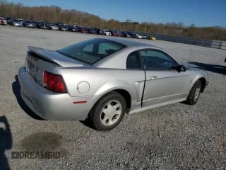 ✅ 2000 Ford Mustang • VIN: 1FAFP4040YF135798 • Lot: 50621945. Listed on Copart with 185,756 mi. Free auction sales archive from the USA and detailed vehicle history report at DreamBid. Image 3.