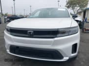 ✅ 2024 Honda Prologue EX • VIN: 3GPKHURM8RS520420 • Lot: 42374633. Listed on IAAI with 85 mi. Free auction sales archive from the USA and detailed vehicle history report at DreamBid. Image 12.