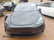 ✅ 2024 Tesla Model Y • VIN: 7SAYGDEDXRF091832 • Lot: 43562899. Wystawiony na IAAI z przebiegiem 9 525 mil. Bezpłatny archiwum sprzedaży aukcyjnych z USA i szczegółowy raport historii pojazdu na DreamBid. Zdjęcie 12.