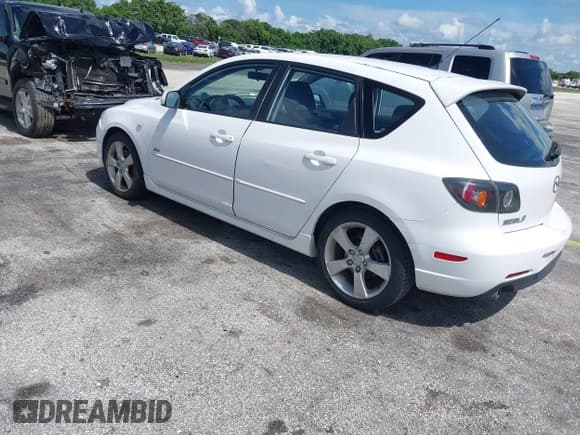 ✅ 2005 Mazda 3 s • VIN: JM1BK143451259508 • Lot: 42732696. Listed on IAAI with 73,642 mi. Free auction sales archive from the USA and detailed vehicle history report at DreamBid. Image 3.