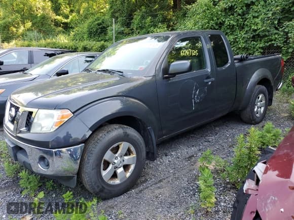 ✅ 2011 Nissan Frontier SV • VIN: 1N6AD0CWXBC442937 • Lot: 61767125. Listed on Copart with 212,176 mi. Free auction sales archive from the USA and detailed vehicle history report at DreamBid. Image 1.