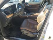 ✅ 2021 Volvo XC90 Momentum • VIN: YV4A22PK6M1706954 • Лот: 85730295. Опубликован ранее на Copart с пробегом 90 174 миль. Бесплатный доступ к архиву аукционных продаж из США и подробный отчёт об истории автомобиля на DreamBid. Изображение 7.