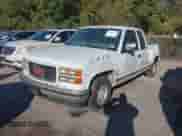 ✅ 1994 GMC Sierra 1500 SLE1 • VIN: 2GTEC19ZXR1545189 • Лот: 43587303. Размещён на IAAI с пробегом 392 935 миль миль. Получите бесплатный доступ к архиву аукционных продаж из США и посмотрите подробный отчёт об истории автомобиля на DreamBid. Изображение 2.