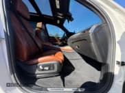 ✅ 2020 BMW X7 M50i • VIN: 5UXCX6C08LLE35618 • Лот: 86598055. Опубликован ранее на Copart с пробегом 98 692 миль. Бесплатный доступ к архиву аукционных продаж из США и подробный отчёт об истории автомобиля на DreamBid. Изображение 5.