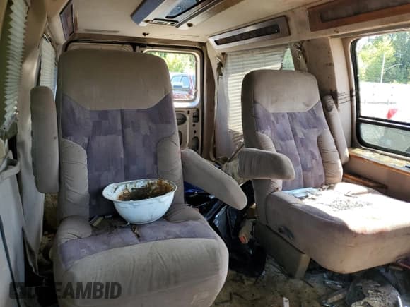 ✅ 1997 Ford Econoline Commercial • VIN: 1FDEE1465VHB91981 • Лот: 82043925. Опубликован ранее на Copart с пробегом 183 238 миль. Бесплатный доступ к архиву аукционных продаж из США и подробный отчёт об истории автомобиля на DreamBid. Изображение 10.