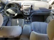 ✅ 2008 Hyundai Santa Fe GLS • VIN: 5NMSG13D28H158358 • Lot: 68291434. Listed on Copart with 184,687 mi. Free auction sales archive from the USA and detailed vehicle history report at DreamBid. Image 8.