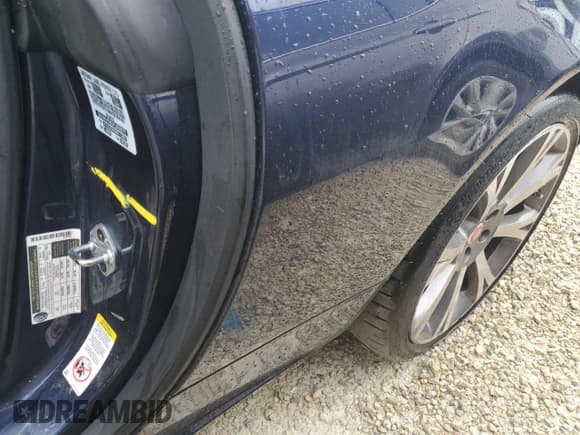 ✅ 2015 Jaguar XK • VIN: SAJWA4GB3FLB56079 • Лот: 74089444. Опубликован ранее на Copart с пробегом Не указан. Бесплатный доступ к архиву аукционных продаж из США и подробный отчёт об истории автомобиля на DreamBid. Изображение 12.