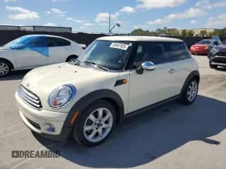 2008 MINI Hardtop with VIN WMWMF33568TU69299, listed as a Copart auction lot 89467925 with 158,591 mi miles and Clean title. Bid and sale history available at DreamBid. Image 1.