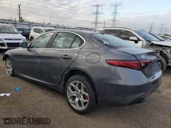 ✅ 2020 Alfa Romeo Giulia Ti Sport • VIN: ZARFANBN1L7636683 • Лот: 92453415. Опубликован ранее на Copart с пробегом Не указан. Бесплатный доступ к архиву аукционных продаж из США и подробный отчёт об истории автомобиля на DreamBid. Изображение 2.