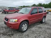 ✅ 2007 Ford Escape Limited • VIN: 1FMCU94107KB79661 • Lot: 56042895. Listed on Copart with 211,734 mi. Free auction sales archive from the USA and detailed vehicle history report at DreamBid. Image 1.