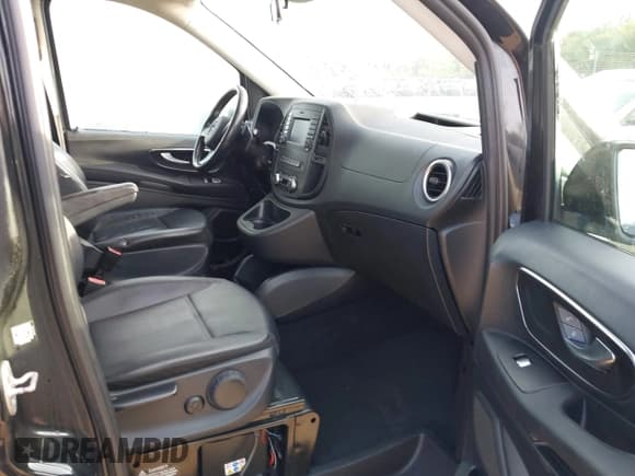 ✅ 2016 Mercedes-Benz Metris Passenger • VIN: WD4PG2EE0G3096785 • Lot: 43297926. Listed on IAAI with 193,838 mi. Free auction sales archive from the USA and detailed vehicle history report at DreamBid. Image 5.