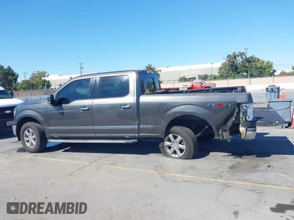 ✅ 2019 Ford F-150 XL • VIN: 1FTFW1E53KKF03550 • Lot: 42877389. Listed on IAAI with 47,199 mi. Free auction sales archive from the USA and detailed vehicle history report at DreamBid. Image 14.