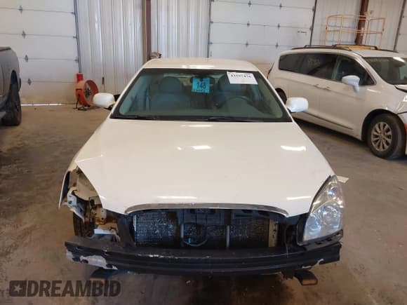 ✅ 2011 Buick Lucerne CXL • VIN: 1G4HC5EM8BU125175 • Lot: 43597476. Listed on IAAI with 109,817 mi. Free auction sales archive from the USA and detailed vehicle history report at DreamBid. Image 12.